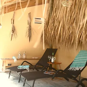 Villa Dushi Arembos, 6 Persons, Private Pool, Comfortable Car, Tropical Garden